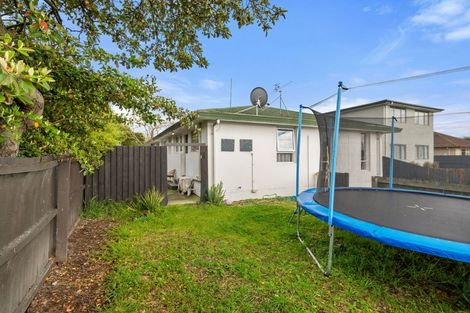 Photo of property in 53 Bassett Street, Burwood, Christchurch, 8083