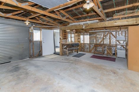 Photo of property in 112 Ryder Crescent, Levin, 5510
