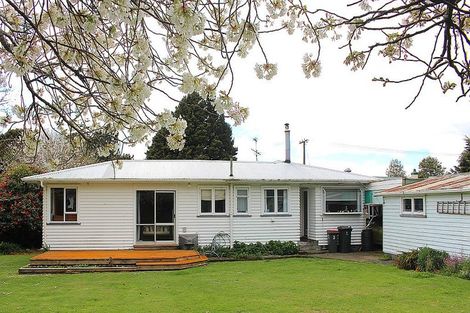 Photo of property in 3 Olivia Street, Stratford, 4332