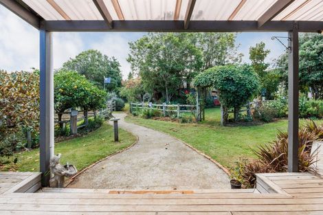 Photo of property in 6 Edwards Street, Kimbolton, Feilding, 4777