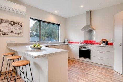 Photo of property in 37 Pembroke Street, Taradale, Napier, 4112