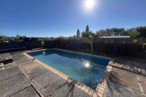 Photo of property in 11 Lachlan Drive, Dinsdale, Hamilton, 3204