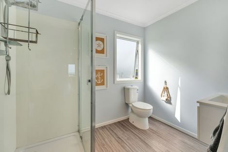 Photo of property in 4 Tua Tua Place, Baylys Beach, 0377