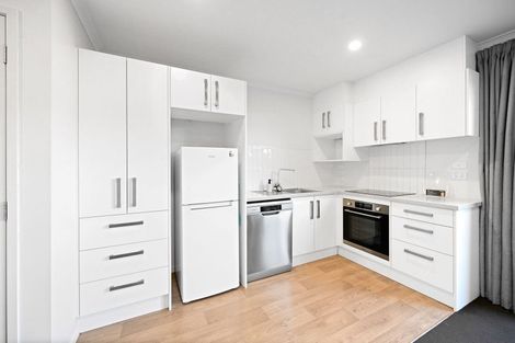 Photo of property in 178u2 Old Farm Road, Hamilton East, Hamilton, 3216