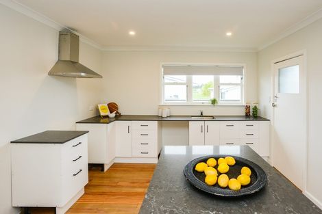 Photo of property in 1/29 Ross Street, Otane, 4202