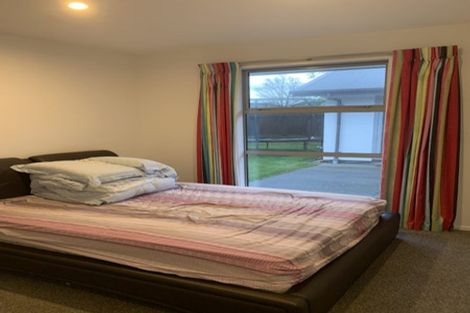 Photo of property in 8 Belgrave Close, Halswell, Christchurch, 8025