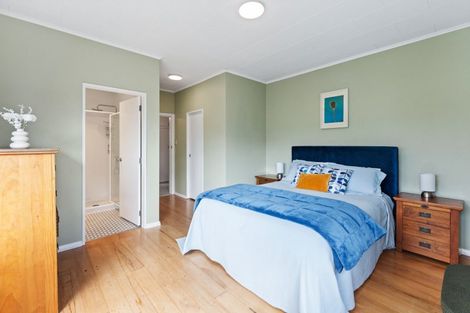 Photo of property in 3 Huia Road, Raumati Beach, Paraparaumu, 5032