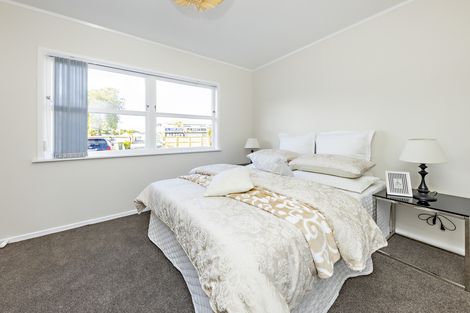 Photo of property in 33a Halsey Road, Manurewa, Auckland, 2102