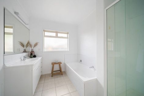 Photo of property in 657 Gloucester Road, Papamoa Beach, Papamoa, 3118