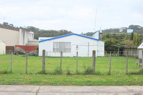 Photo of property in 3 Kenneth Avenue, Whitianga, 3510