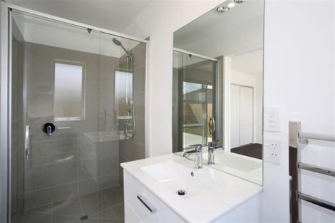 Photo of property in 18 Olivia Road, Pukekohe, 2120