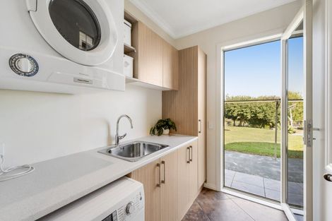 Photo of property in 204 Broomfields Road, Whitford, Howick, 2571