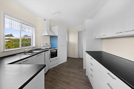 Photo of property in 42 James Foley Avenue, Pirimai, Napier, 4112