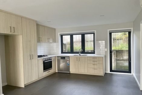 Photo of property in 60u2 Broderick Road, Johnsonville, Wellington, 6037