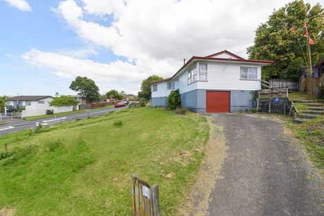 Photo of property in 61 Reynella Drive, Massey, Auckland, 0614