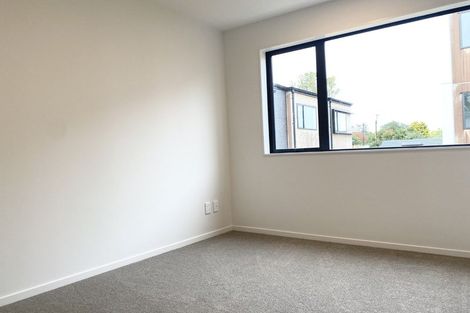 Photo of property in 27 Paetai Lane, Te Atatu Peninsula, 0610