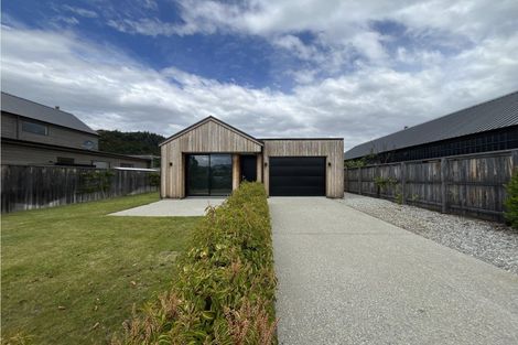 Photo of property in 6 Glen Dene Crescent, Wanaka, 9305