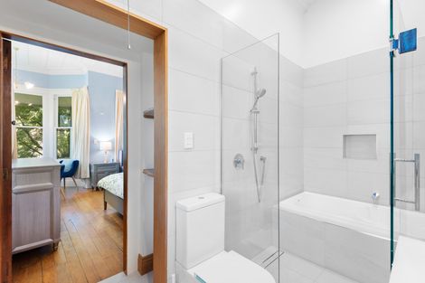 Photo of property in 37 Melrose Street, Roslyn, Dunedin, 9010