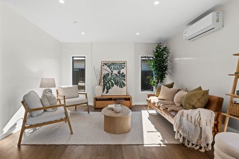 Photo of property in 15 Cassin Place, Taradale, Napier, 4112