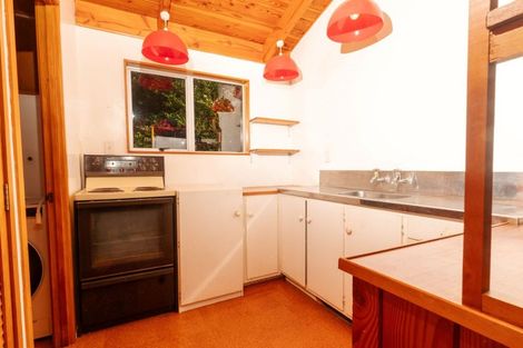 Photo of property in 42 Castleton Drive, Howick, Auckland, 2014