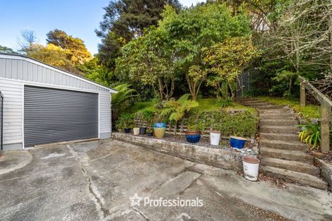 Photo of property in 14 Pinehaven Road, Pinehaven, Upper Hutt, 5019