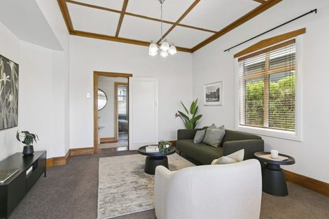 Photo of property in 59 Queens Drive, Lyall Bay, Wellington, 6022