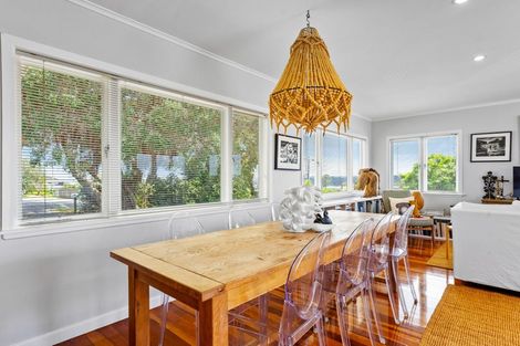 Photo of property in 1/73 Birkdale Road, Birkdale, Auckland, 0626