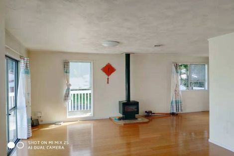 Photo of property in 39d Tomo Street, New Lynn, Auckland, 0600