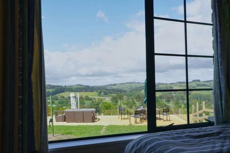 Photo of property in 91 Trig Road, Whitford, Howick, 2571