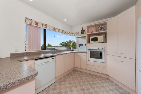 Photo of property in 3 Inveraray Place, Nawton, Hamilton, 3200