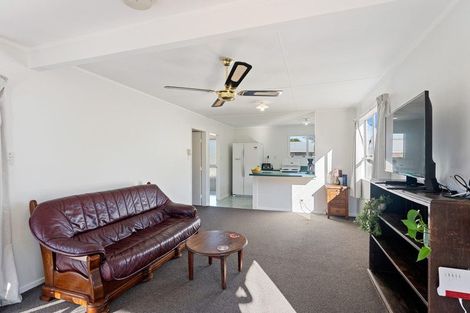 Photo of property in 410 Mazengarb Road, Paraparaumu, 5032