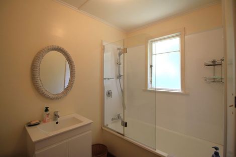 Photo of property in 29 Lynda Avenue, Paparangi, Wellington, 6037
