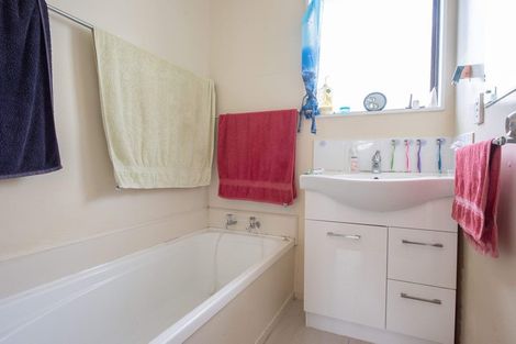 Photo of property in 95 Keegan Drive, Massey, Auckland, 0614