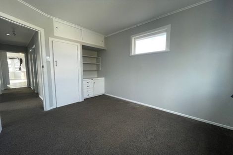 Photo of property in 12 Jenkins Place, Manurewa East, Auckland, 2102