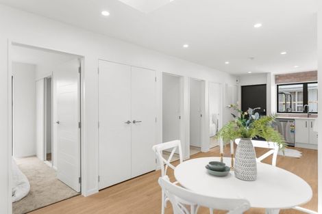 Photo of property in 300b Wairakei Road, Bryndwr, Christchurch, 8053