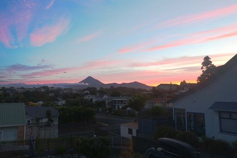 Photo of property in 1/10 Birdwood Avenue, Moturoa, New Plymouth, 4310