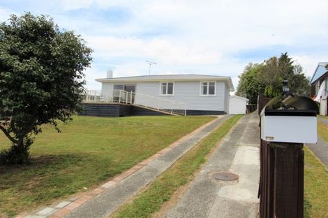 Photo of property in 15 Nevis Crescent, Tokoroa, 3420