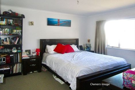 Photo of property in 4 Poaka Avenue, Takanini, 2112