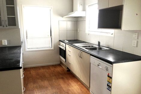 Photo of property in 1/127 Atkinson Road, Titirangi, Auckland, 0604