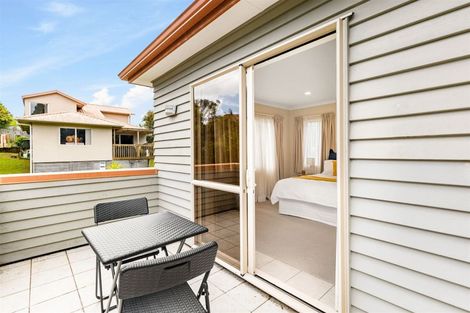 Photo of property in 77c Colwill Road, Massey, Auckland, 0614