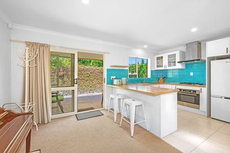 Photo of property in 1/3 Centaurus Road, Cashmere, Christchurch, 8022