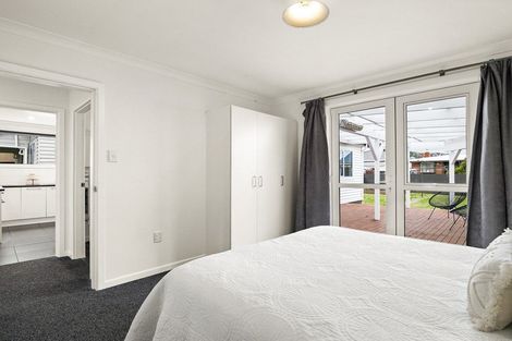 Photo of property in 272 Oxford Street, South Dunedin, Dunedin, 9012