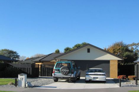 Photo of property in 17 Greenmeadow Gardens, Belfast, Christchurch, 8051