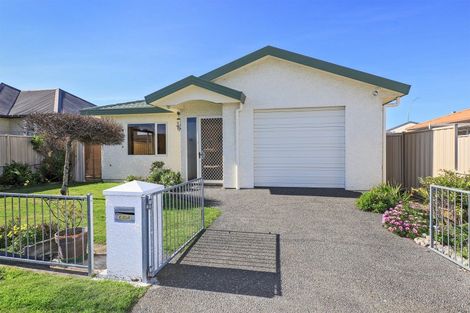 Photo of property in 1c Avondale Road, Taradale, Napier, 4112