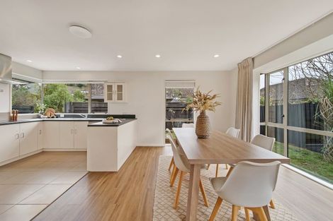 Photo of property in 2/69 Bowenvale Avenue, Cashmere, Christchurch, 8022