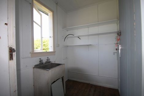 Photo of property in 203 Regan Street, Stratford, 4332