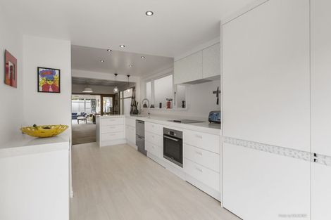 Photo of property in 28 Eden Street, Island Bay, Wellington, 6023