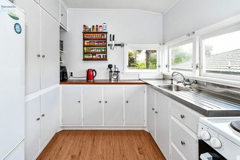 Photo of property in 182 Queen Street, Pukekohe, 2120