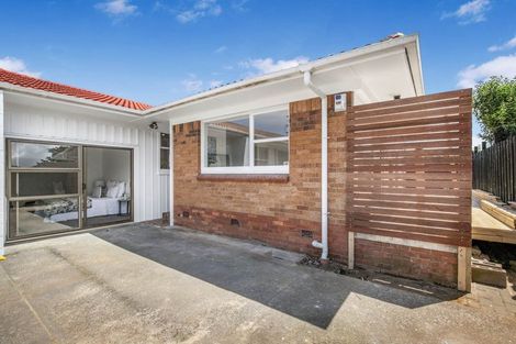 Photo of property in 2/5 Elizabeth Avenue, Papatoetoe, Auckland, 2025