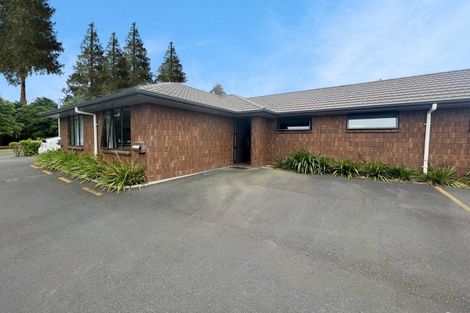 Photo of property in 108u2 Old Farm Road, Hamilton East, Hamilton, 3216